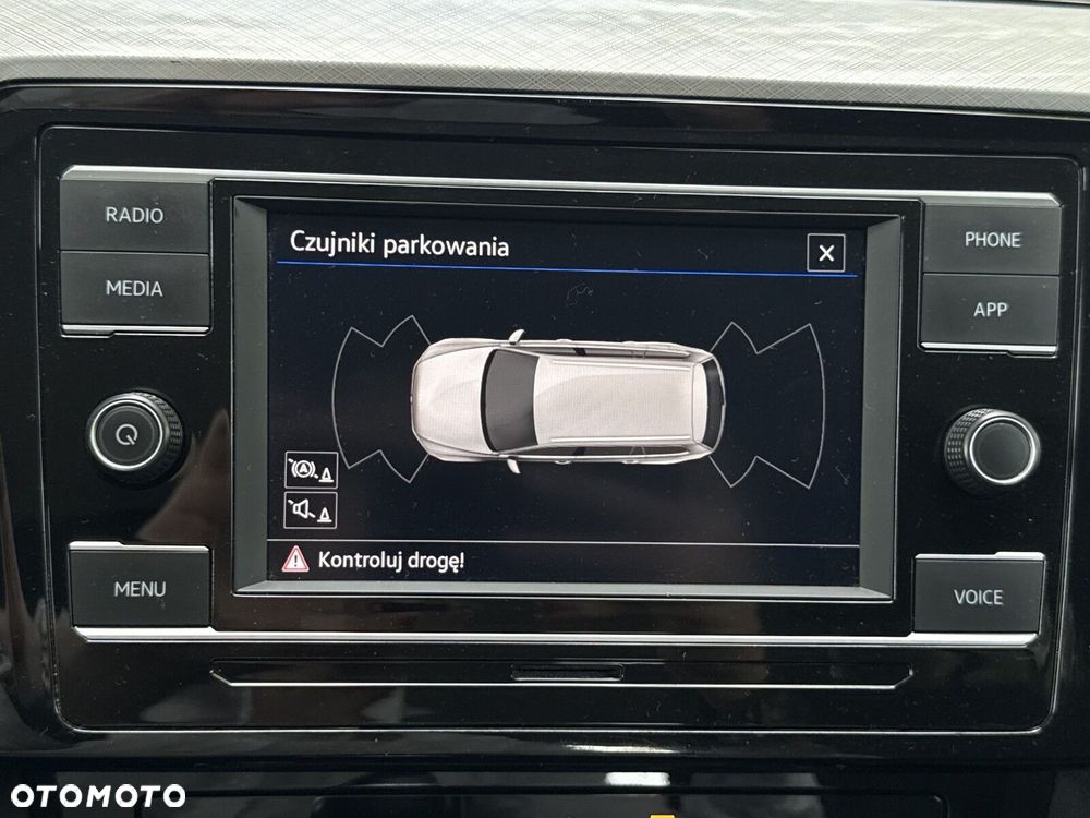 Volkswagen Passat 1.5 TSI EVO Business - 25