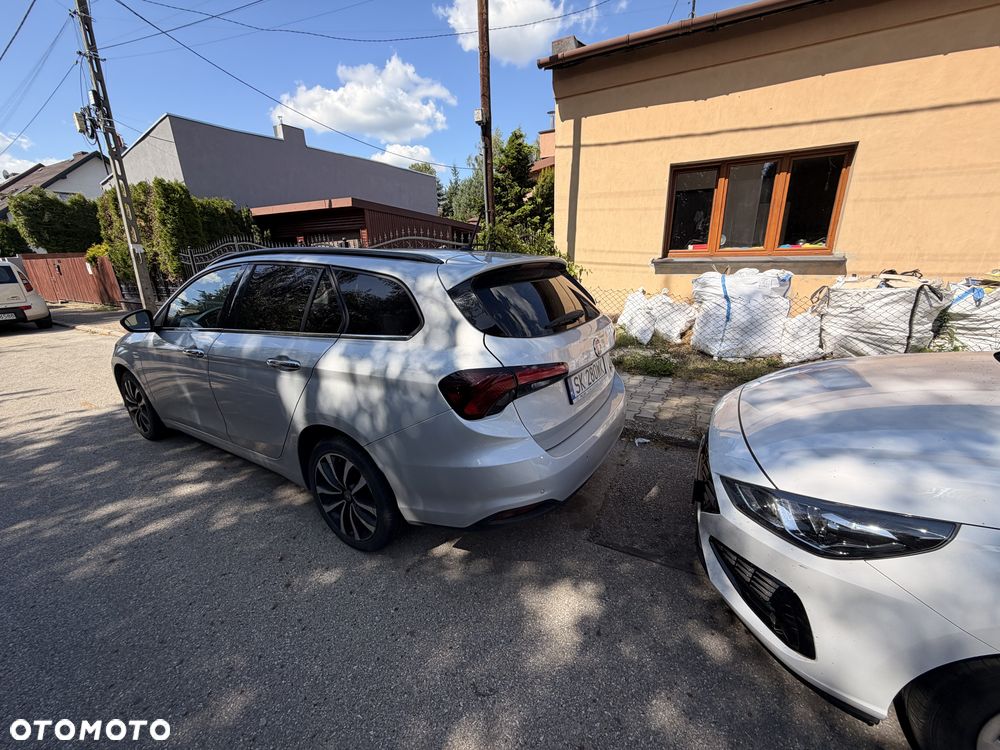 Fiat Tipo 1.4 T-Jet 16v Lounge - 4