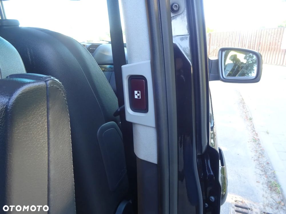 Mercedes-Benz Viano 3.0 CDI Ambiente (ekstra d³) - 16