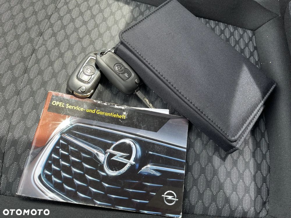 Opel Astra 1.4 Turbo Sports Tourer Active - 36