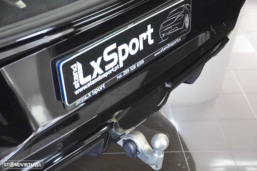 BMW XM Label Red - 4