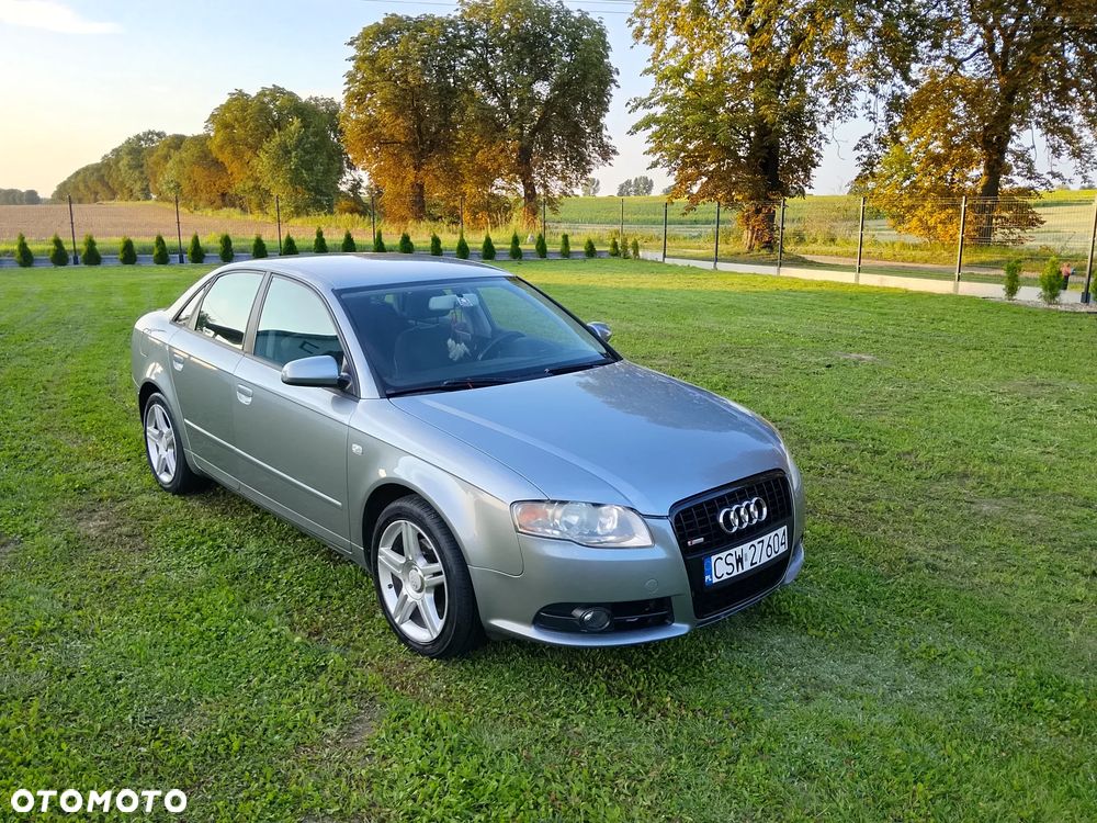Audi A4 Limousine - 10