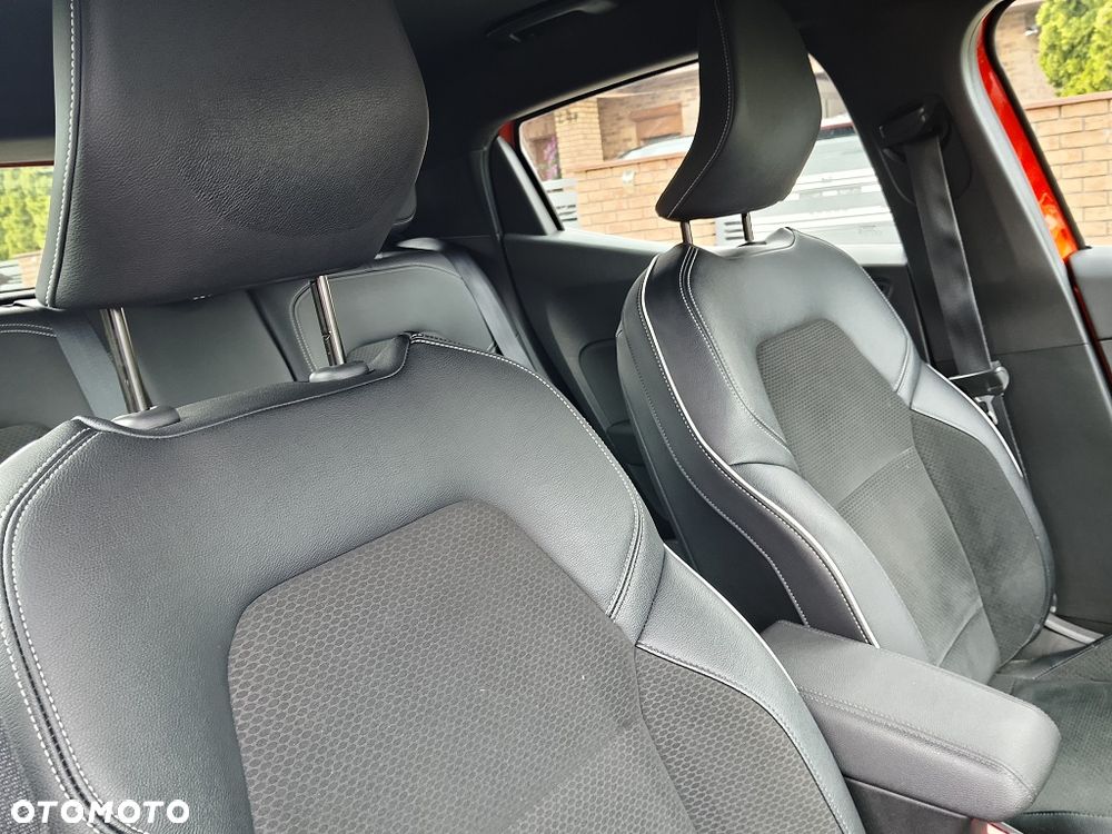 Renault Clio TCe 130 EDC GPF EDITION ONE - 15