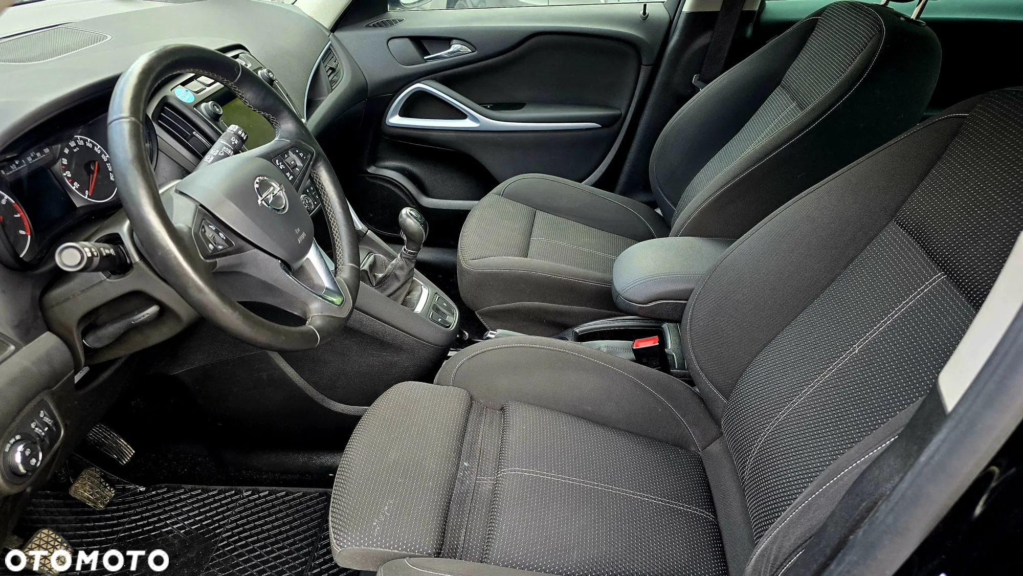 Opel Zafira 1.4 T Cosmo - 11