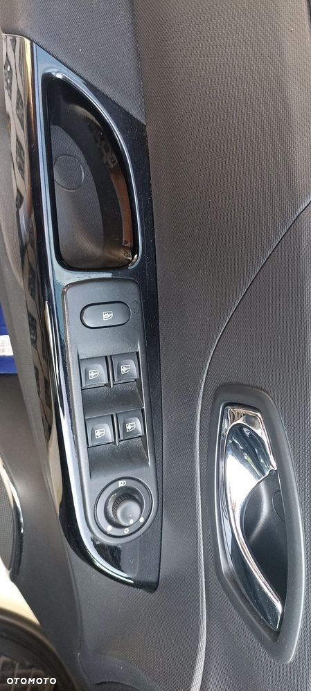 Renault Captur ENERGY TCe 90 Start&Stop Luxe - 8