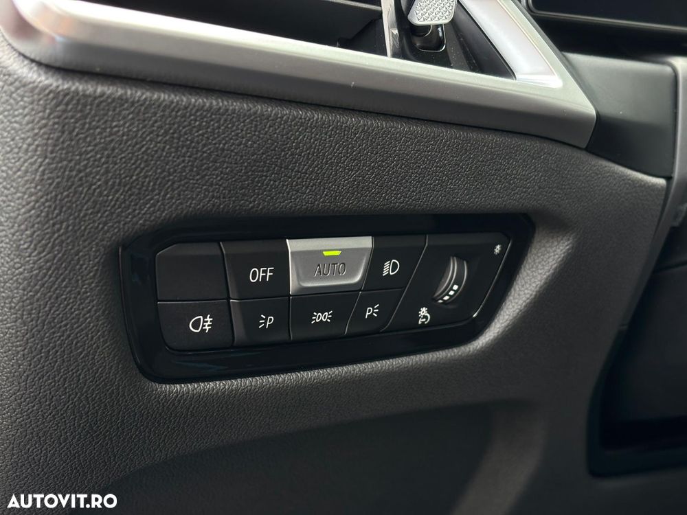 BMW Seria 3 330i xDrive Aut. - 15