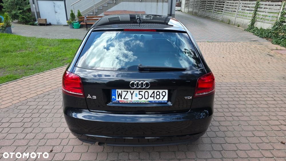 Audi A3 3-drzwiowe 1.6 TDI DPF Attraction - 20
