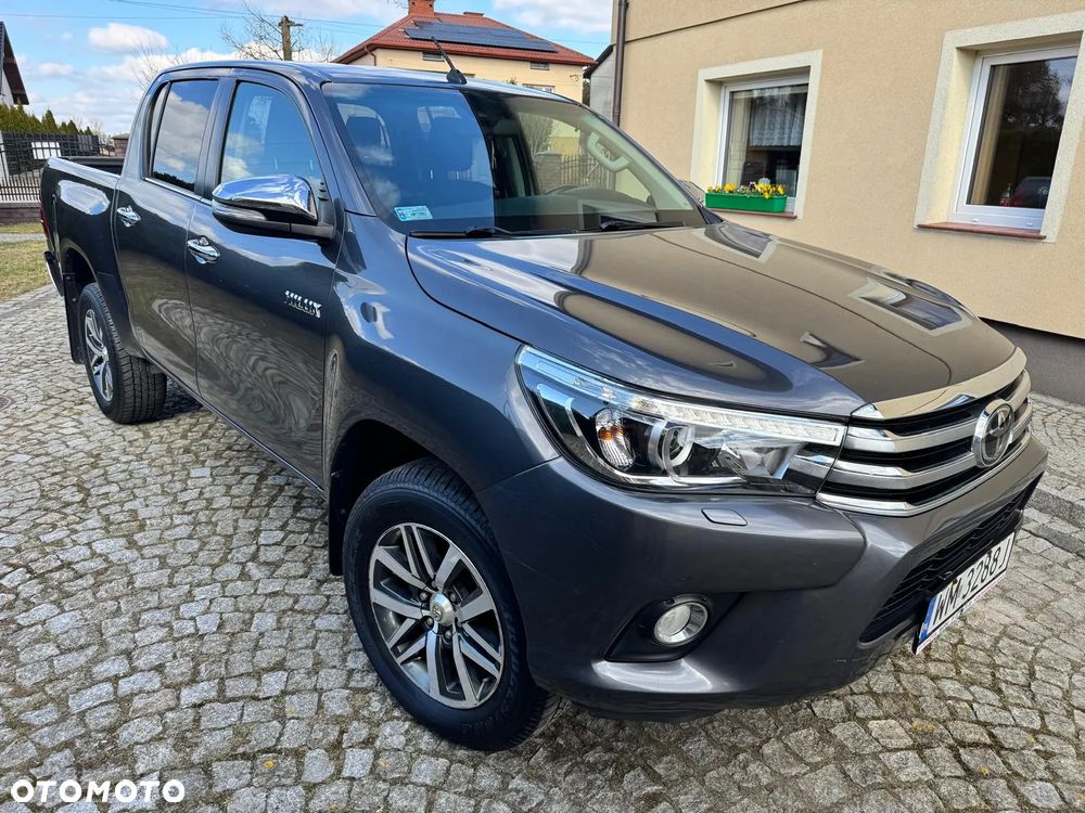 Toyota Hilux 2.4 D-4D Double Cab SR5 4x4 - 1