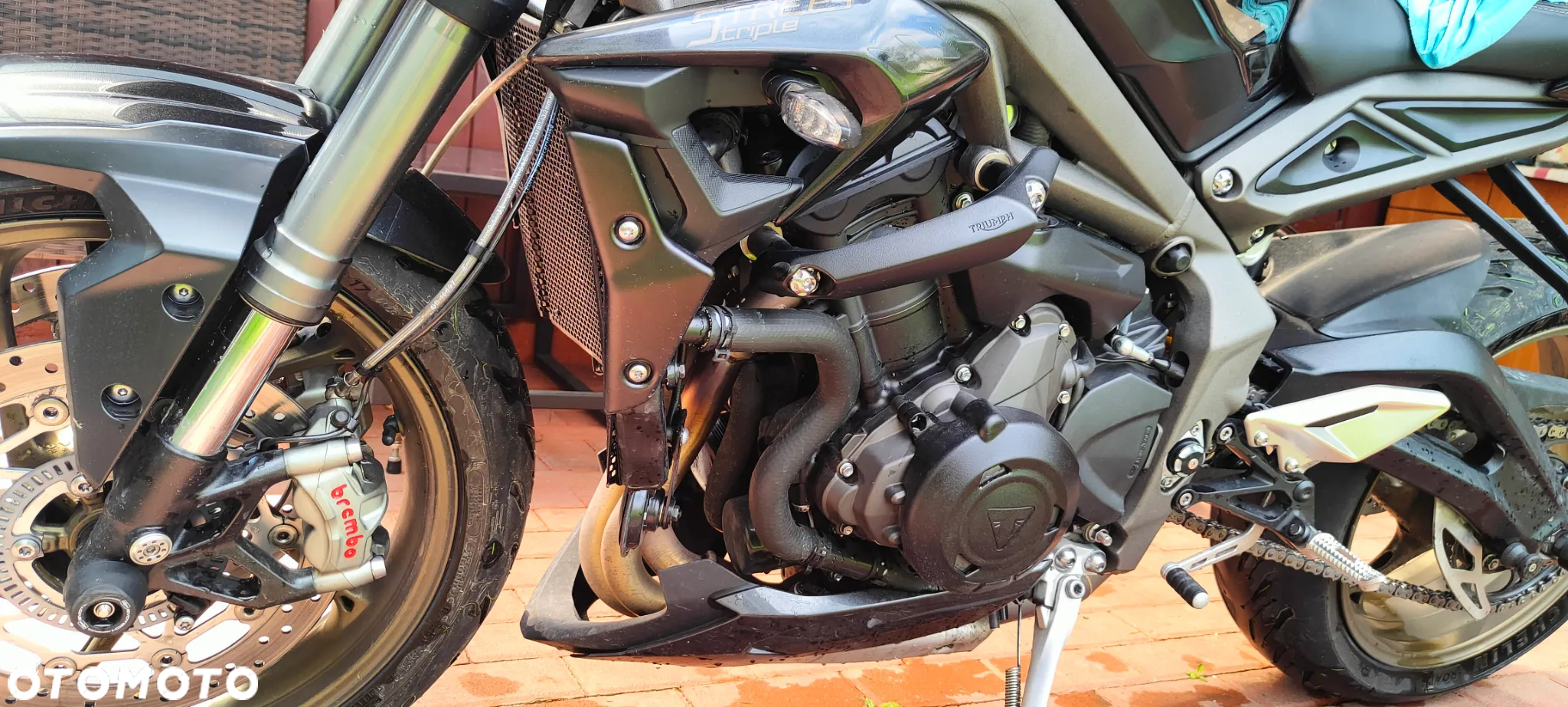 Triumph Street Triple - 15
