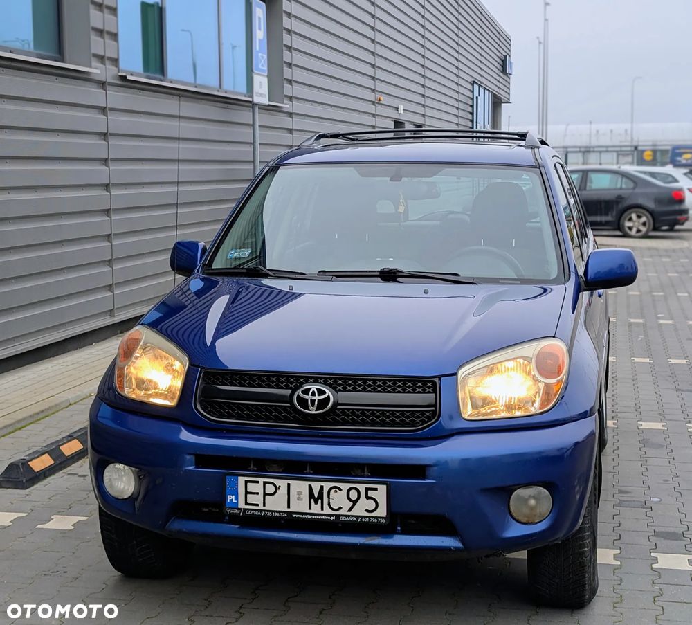 Toyota RAV4 - 3