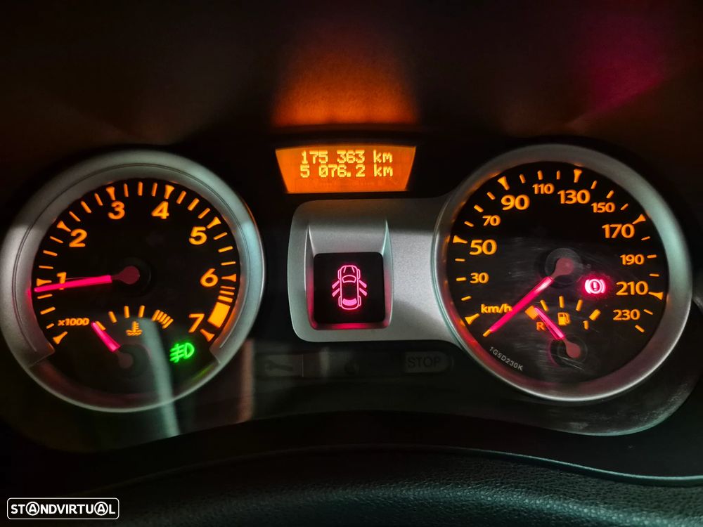 Renault Clio 1.2 16V Dynamique S - 14