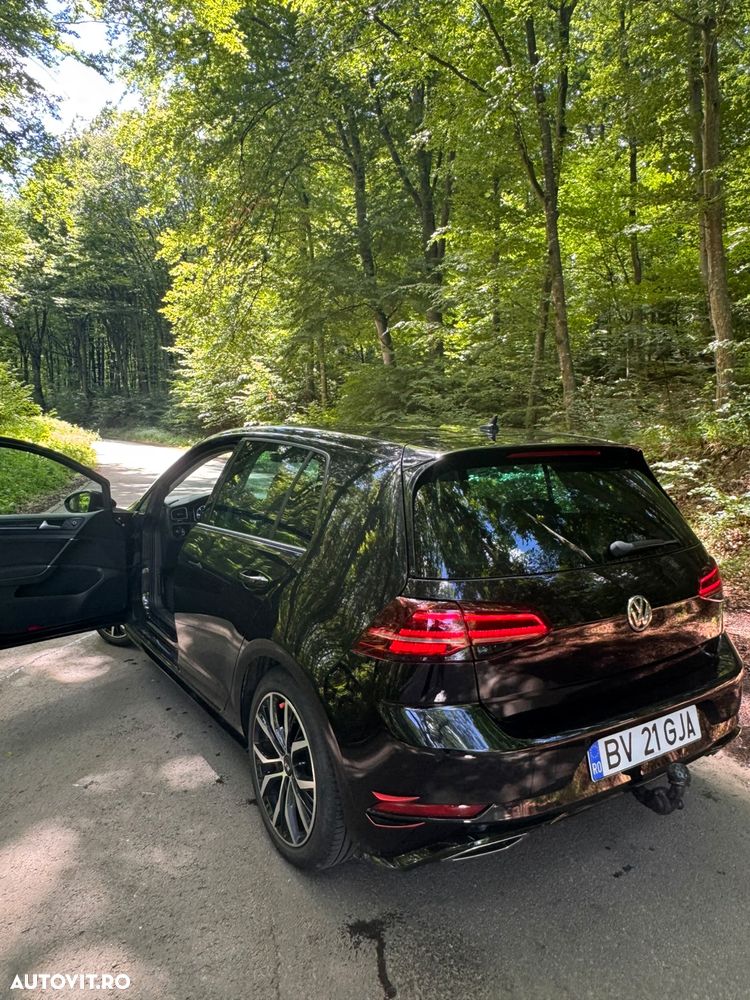 Volkswagen Golf 2.0 TDI SCR DSG R-Line - 2