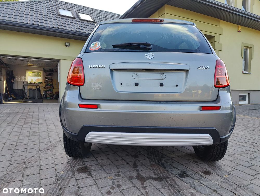 Suzuki SX4 Classic 1.6 VVT 4x4 Comfort - 7