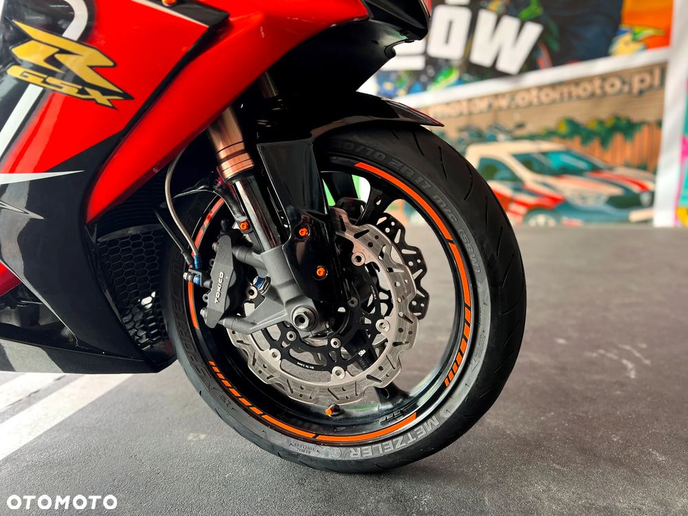 Suzuki GSX-R - 7