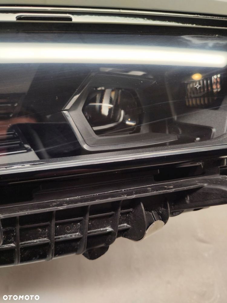 BMW 7 G70 LAMPA FULL LED PRAWY PRZÓD 5A63712 - 2