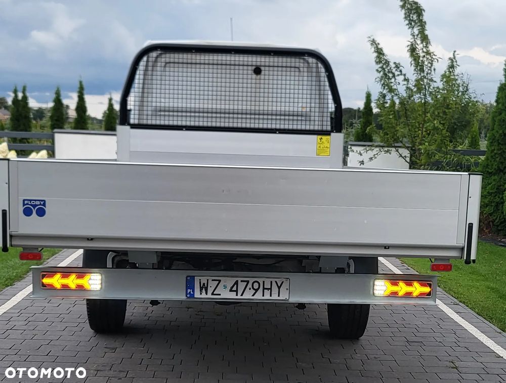 Mercedes-Benz Sprinter - 3