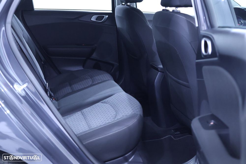 Kia Ceed 1.0 T-GDI Urban - 18