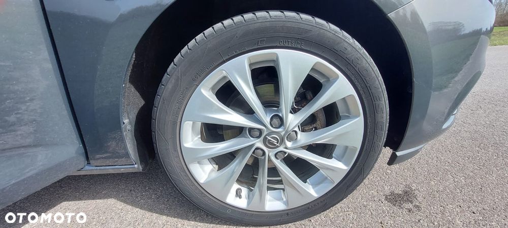 Opel Astra 1.4 Turbo Innovation - 25