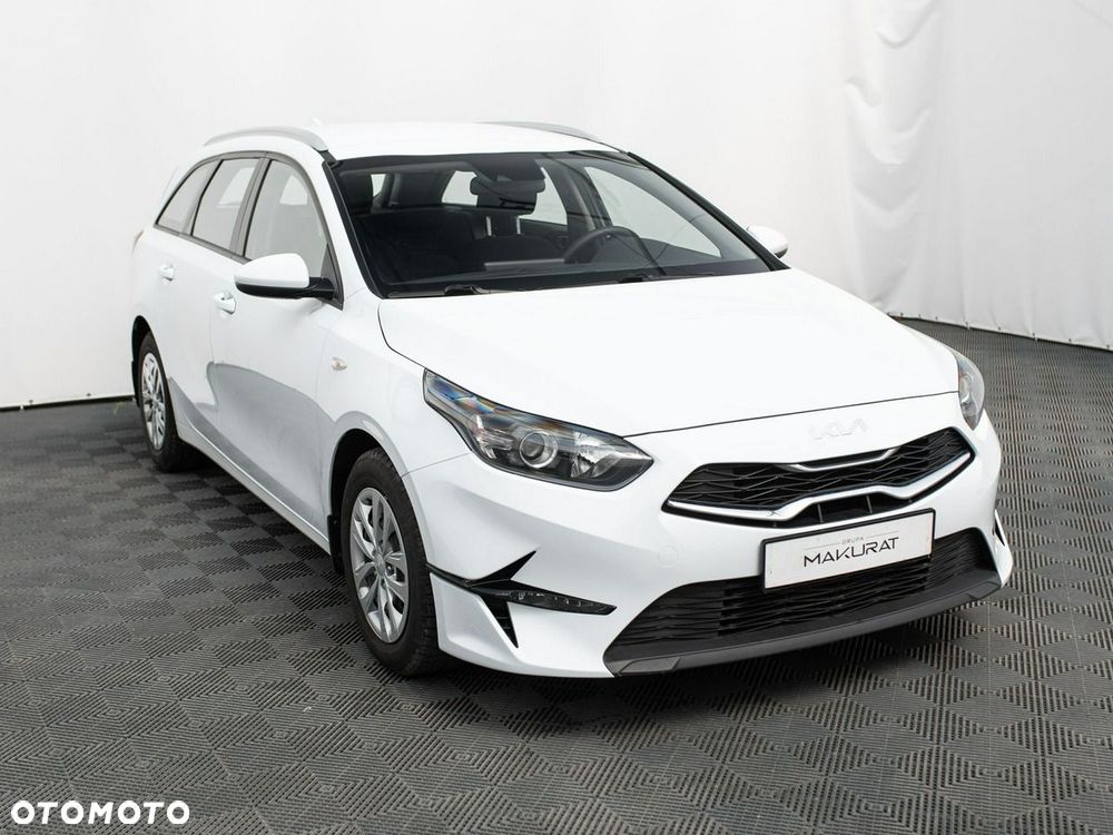 Kia Ceed - 4