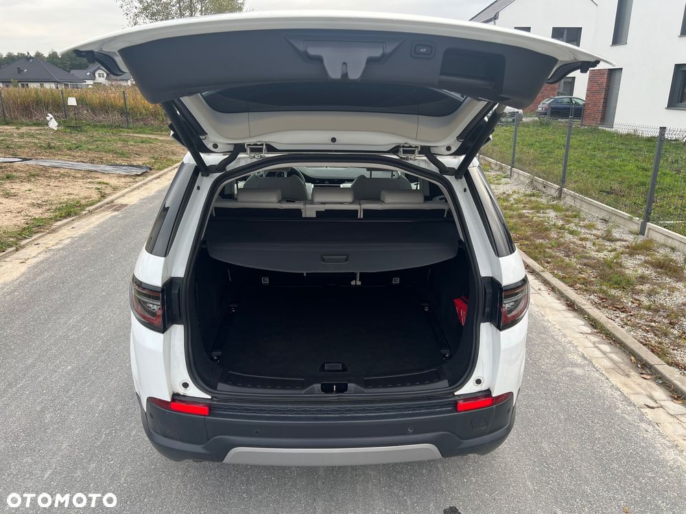 Land Rover Discovery Sport 2.0 P200 mHEV S - 12