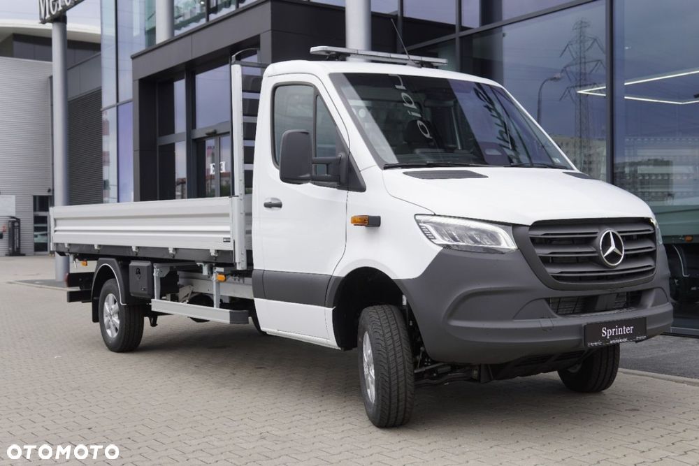 Mercedes-Benz Sprinter - 16