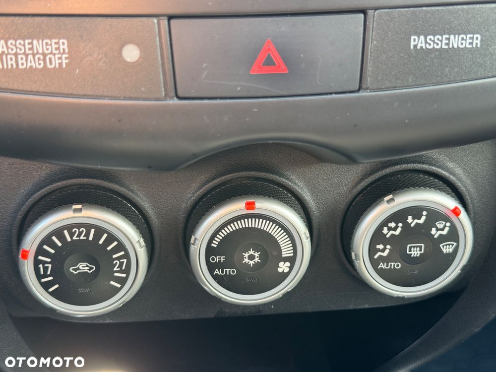 Mitsubishi ASX 1.8 DID Instyle NAVI 4WD AS&G - 32