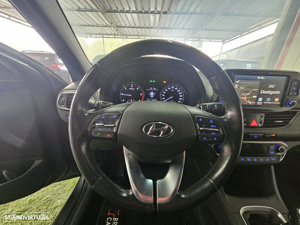 Hyundai i30 SW 1.6 CRDI Prime - 15