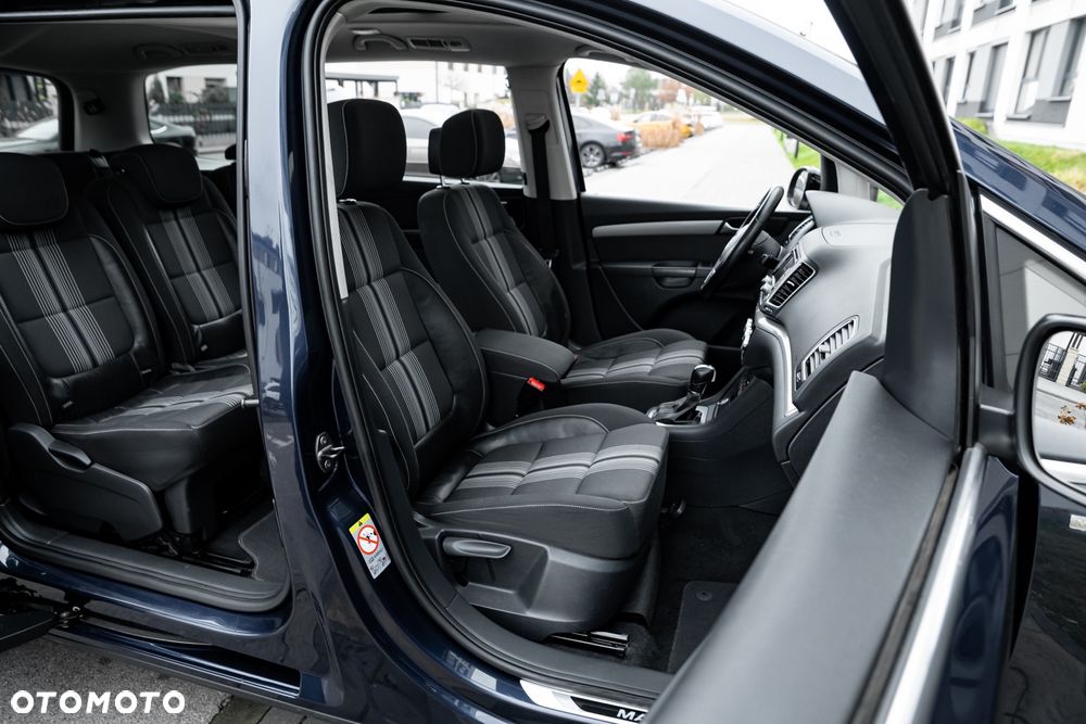 Volkswagen Sharan 2.0 TDI DSG Blue Motion Match - 25