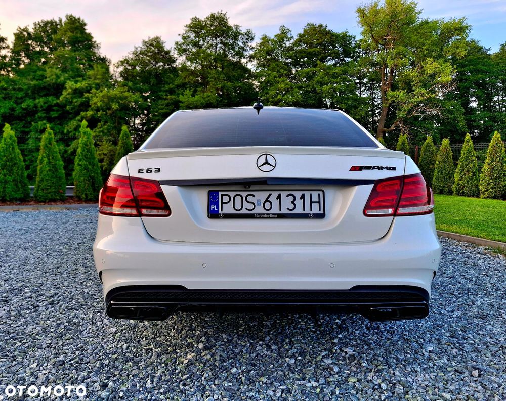 Mercedes-Benz Klasa E - 9