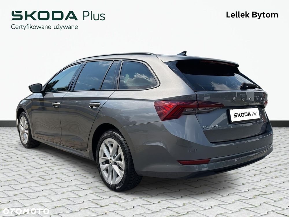Skoda Octavia - 8