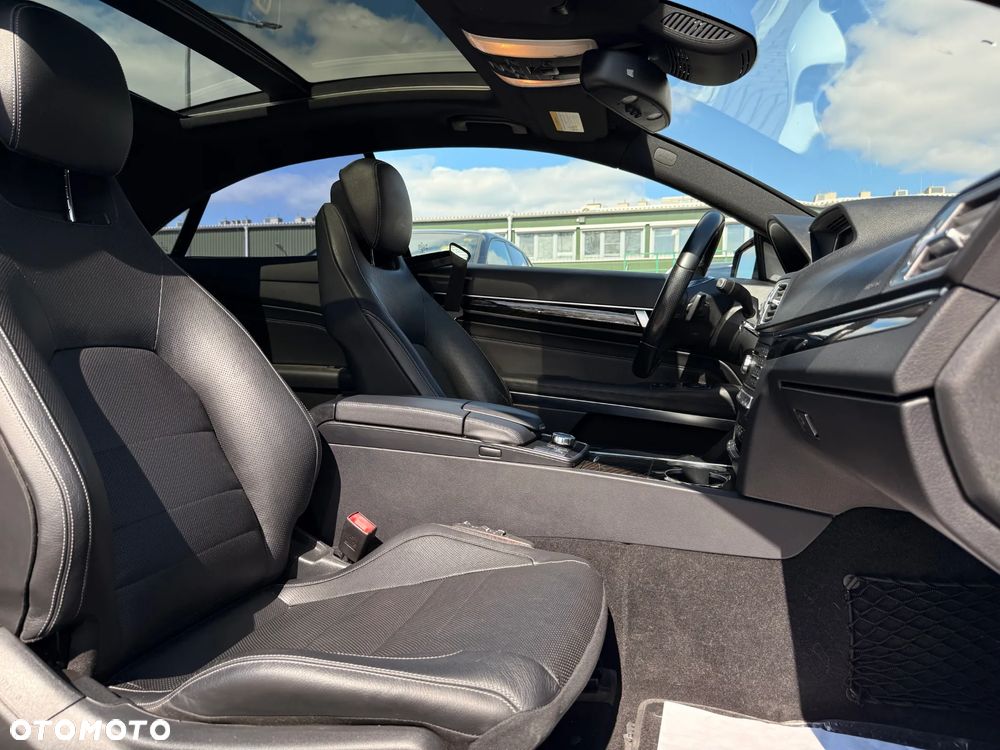 Mercedes-Benz Klasa E - 28