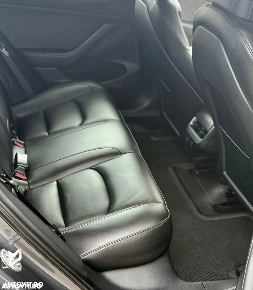 Tesla Model 3 Long Range AWD Premium - 10