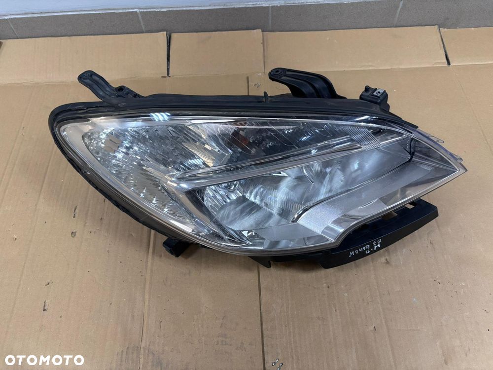 OPEL MOKKA 2012- LAMPA PRZEDNIA PRAWY PRZÓD EUROPA - 2