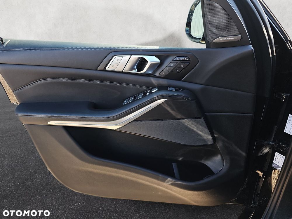 BMW X7 - 15