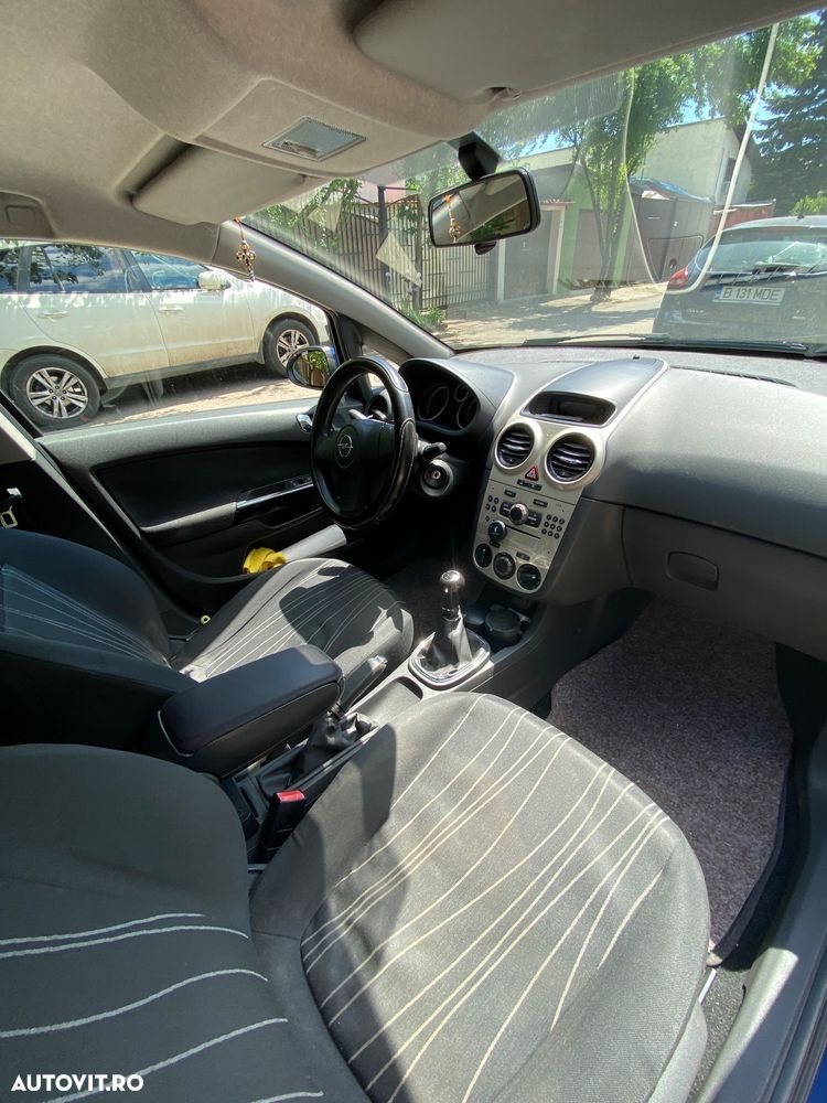 Opel Corsa 1.2i Enjoy - 12