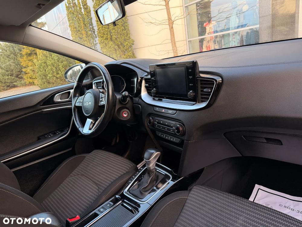 Kia Ceed 1.6 CRDi DCT Spirit - 6