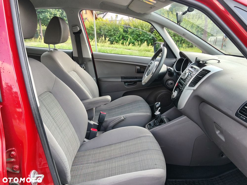 Kia Venga 1.4 L - 17