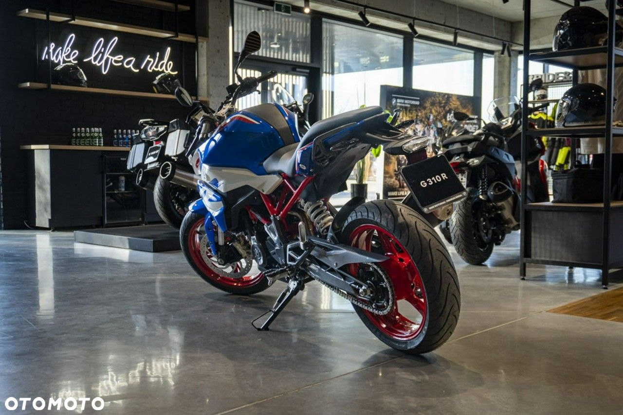 BMW G - 6