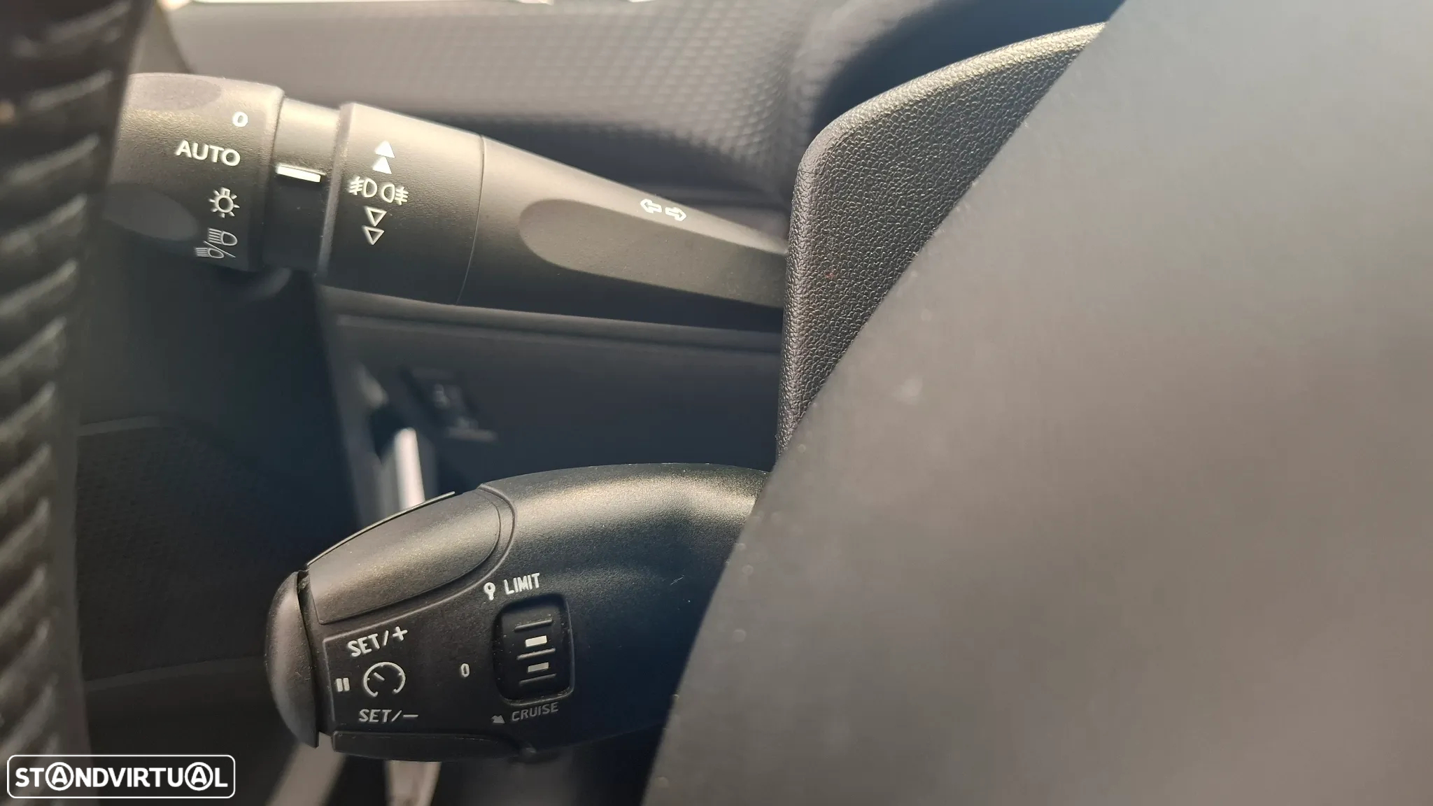 Peugeot 2008 1.6 BlueHDi Style - 14