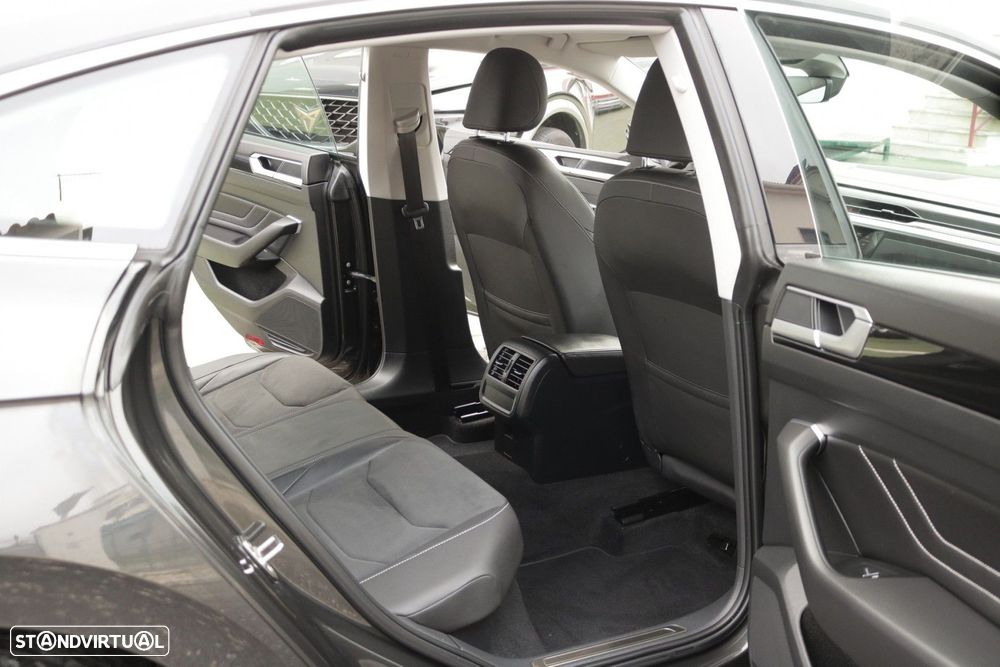 VW Arteon 2.0 TDI Elegance DSG - 27