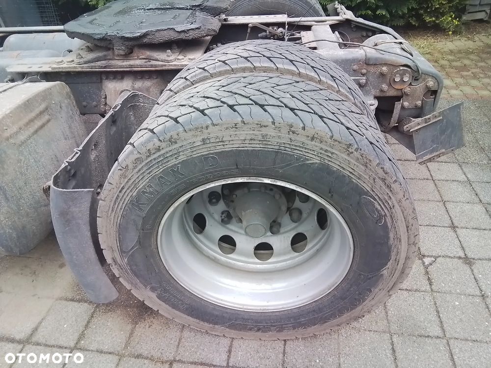 Opony 315/60/22,5 tył - 4