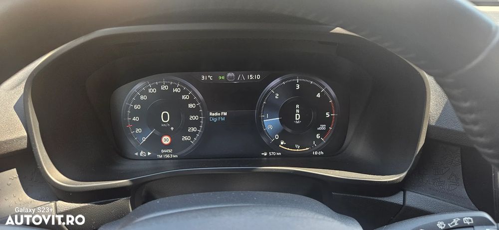Volvo XC 40 D3 AWD Momentum - 1