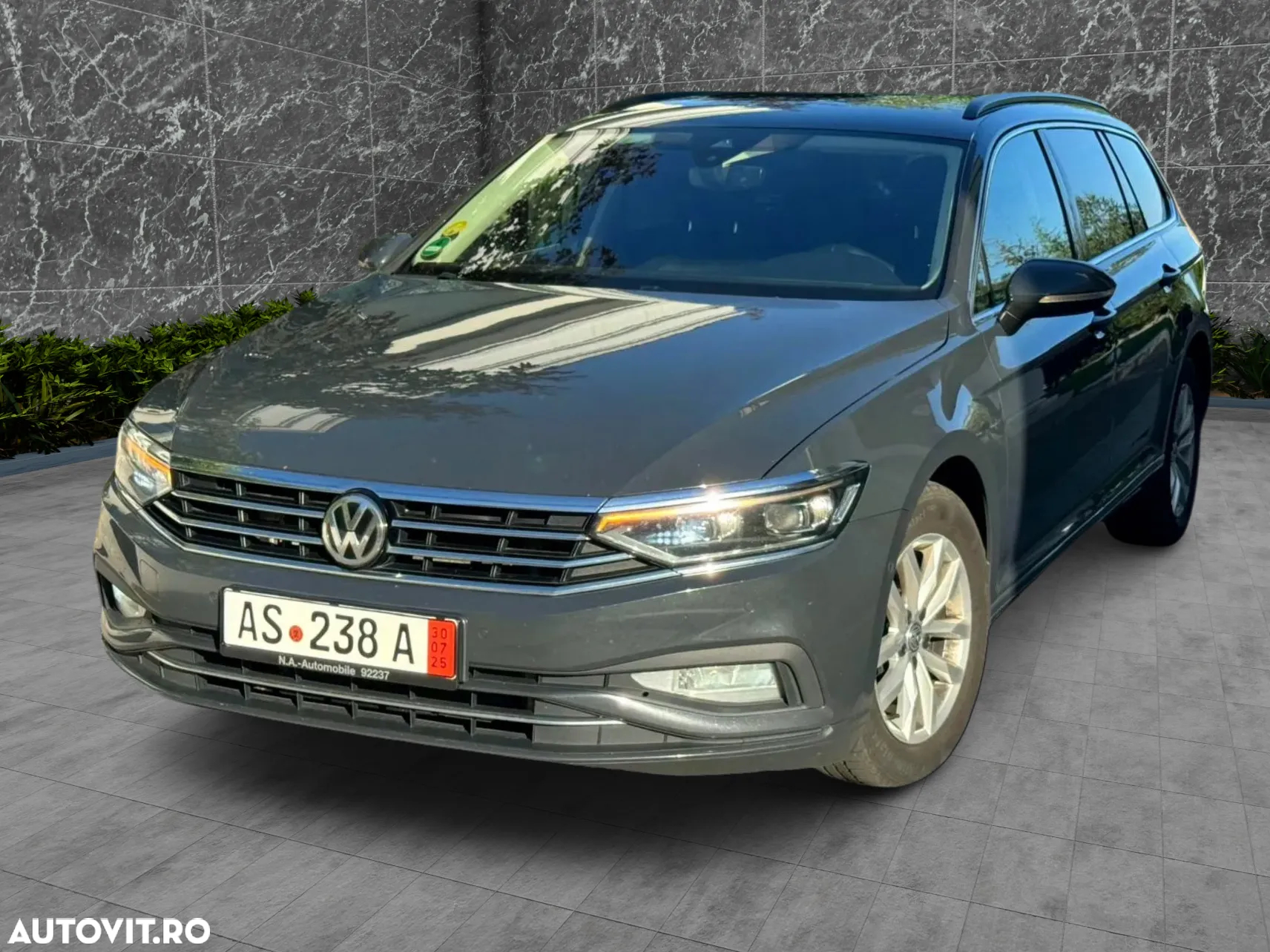Volkswagen Passat 2.0 TDI (BlueMotion Technology) DSG Highline - 35