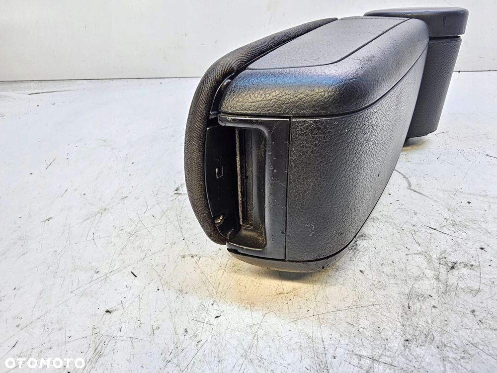 PODŁOKIETNIK PRZÓD AUDI A4 B6 B7 WELUR 8E0864207D - 2