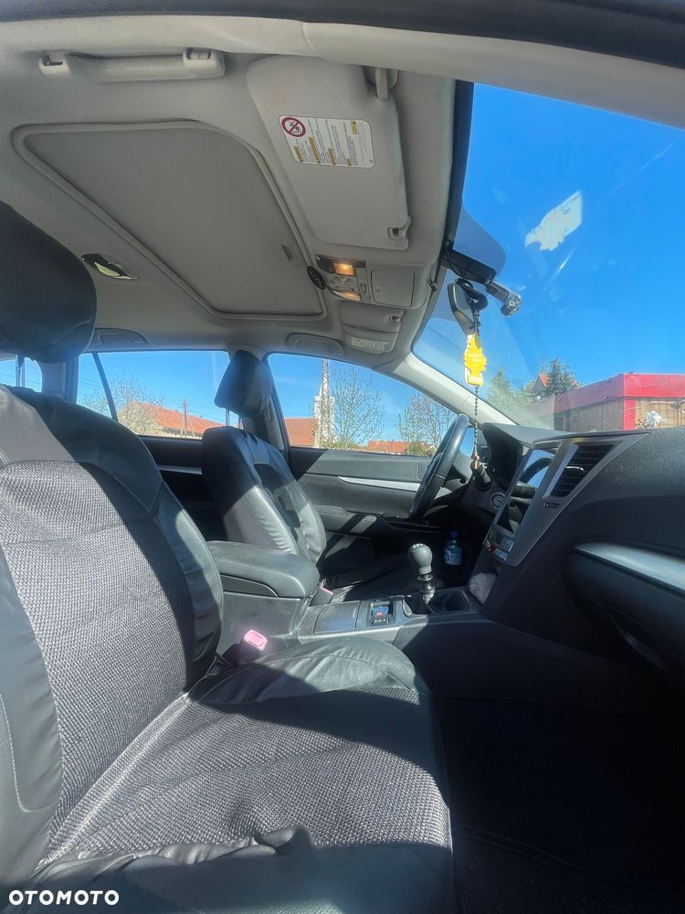 Subaru Legacy 2.0 D Active - 17