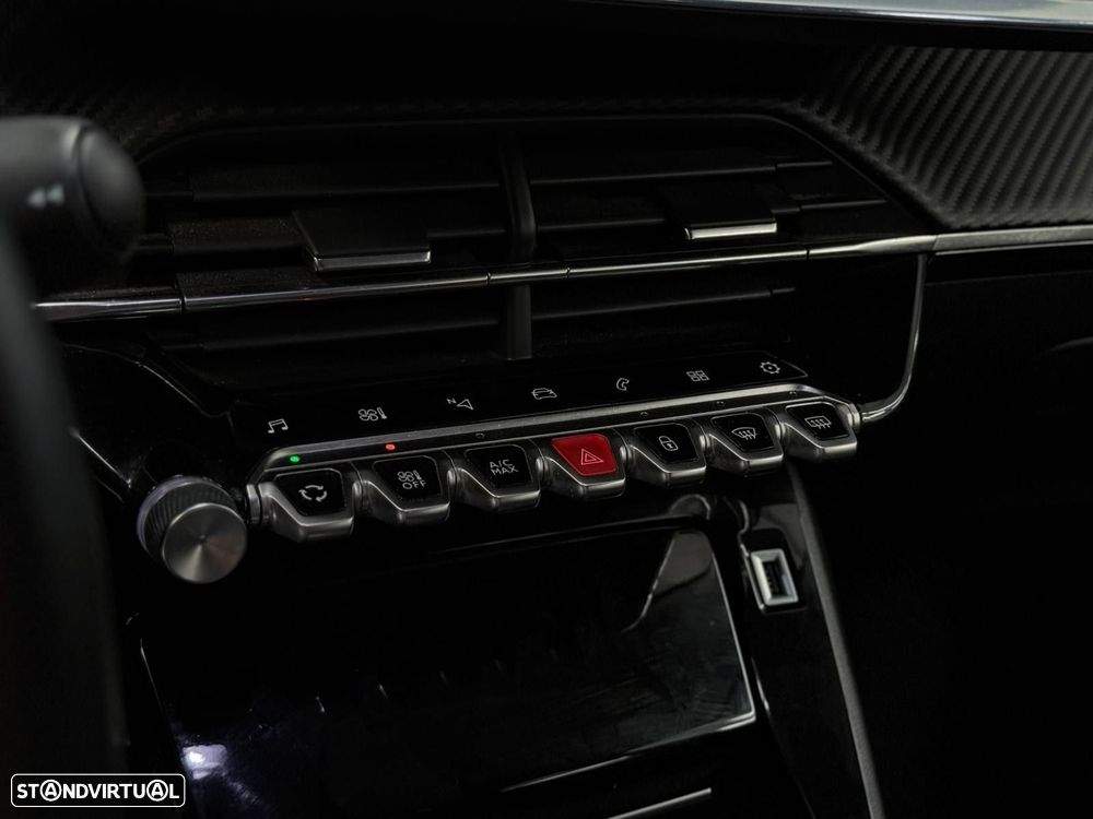 Peugeot 2008 1.2 PureTech Allure - 18