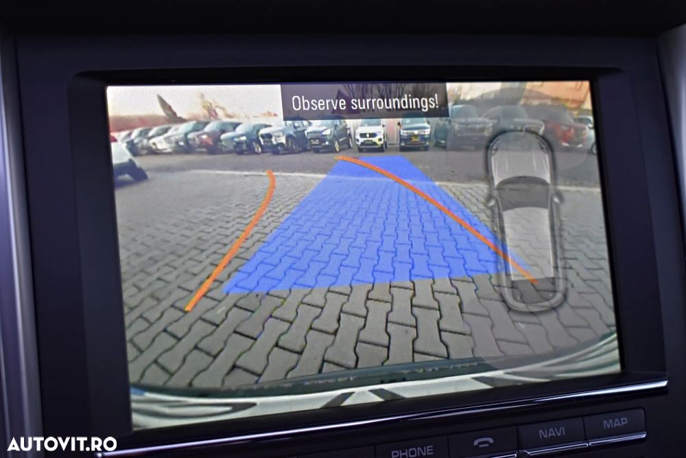 Porsche Macan Turbo PDK - 25