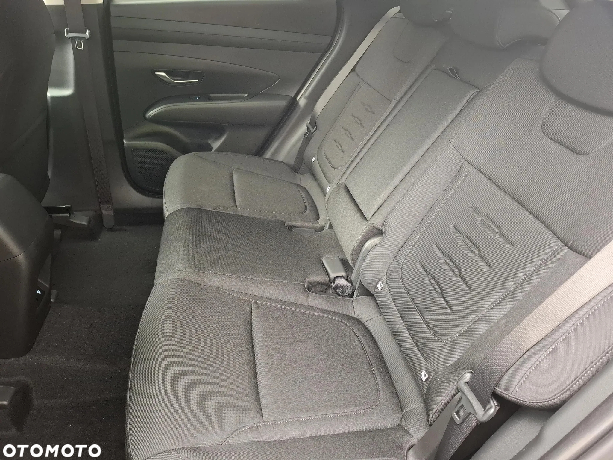 Hyundai Tucson 1.6 T-GDi Smart 2WD - 16
