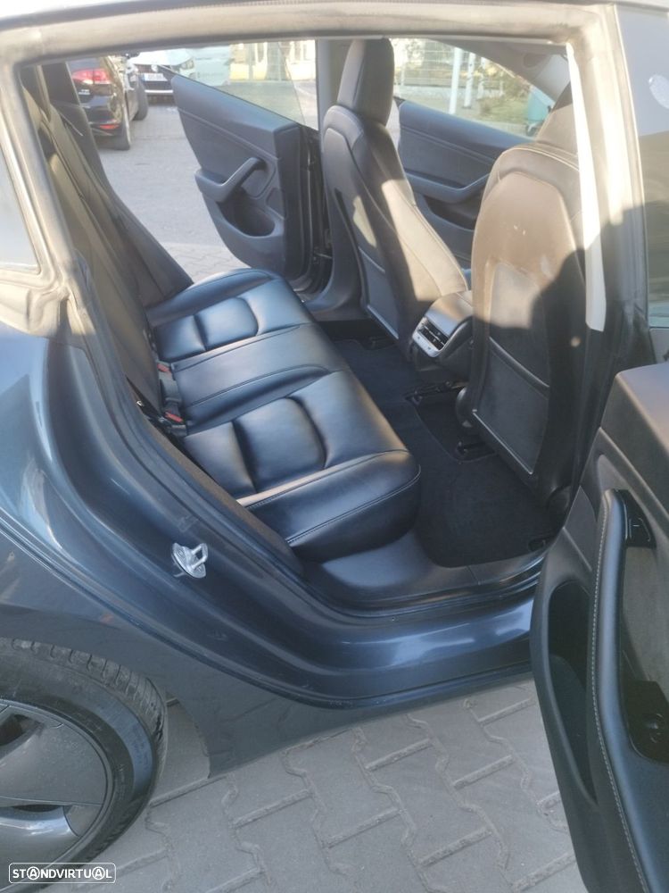 Tesla Model 3 Performance Dual Motor AWD - 11