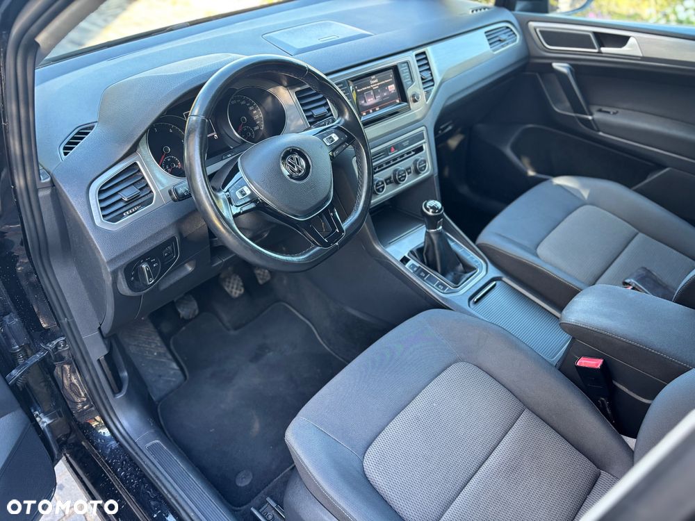 Volkswagen Golf 2.0 BlueTDI Comfortline - 12